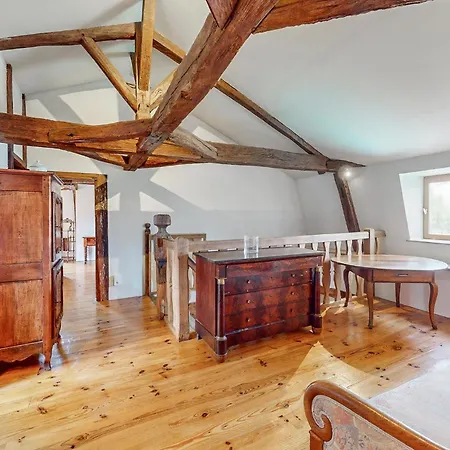 펜션 Amazing Home In Couhe Couhé-Verac