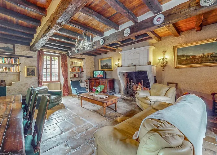 펜션 Beautiful In Couhé-Verac